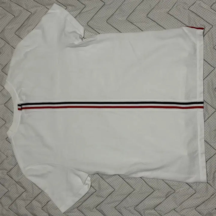 [SOLD OUT] 톰브라운 밀라노 스티치 센터 스트라이프 반팔 티셔츠 (2사이즈)