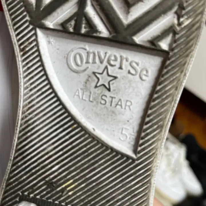[BUNJANG] Converse Undercover White Sneakers / 컨버스 언더커버 화이트 245