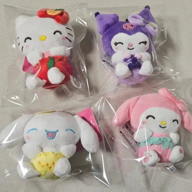 [BUNJANG] Sanrio Apple Kitty Charm, Lemon Cinnamoroll Charm, Strawberry My Melody Charm, Blueberry Kuromi Charm / 산리오 사과키티인형키링 레몬시나모롤 딸기마이멜로디 블루베리쿠로미키링