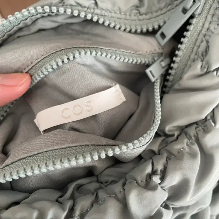 [BUNJANG] COS Cloud Bag (Mint) / 코스(COS) 구름 가방(민트)