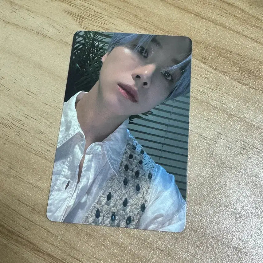 [BUNJANG] iKON Kim JinHwan Blue Moon Photocard / 김진환 블루문 포카