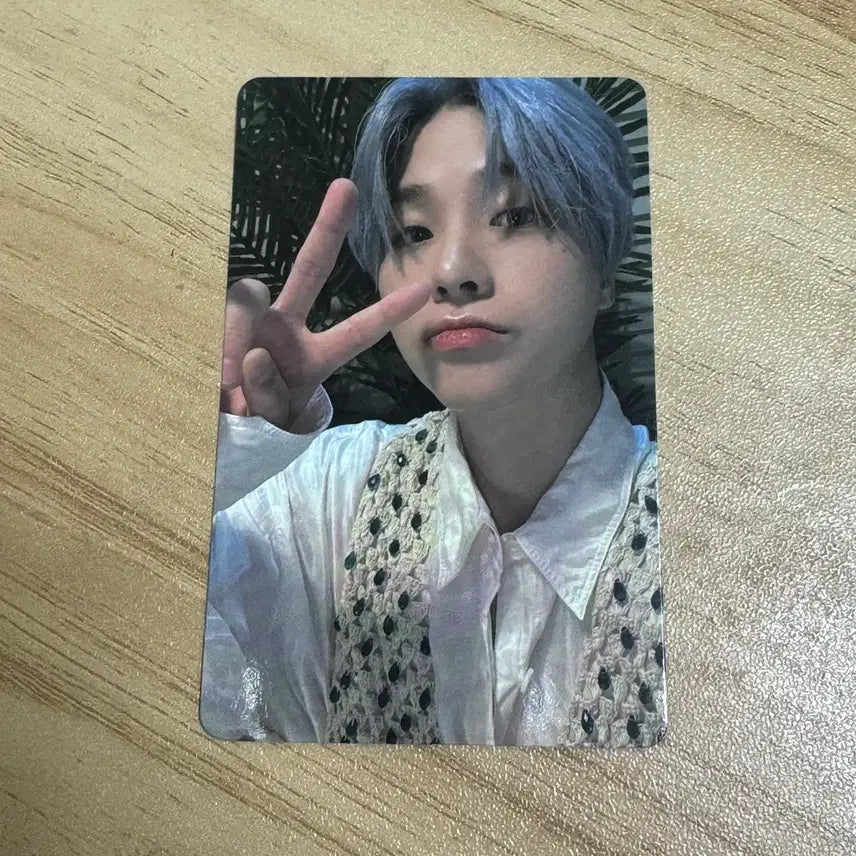 [BUNJANG] iKON JinHwan Blue Moon Photocard / 김진환 블루문 포카