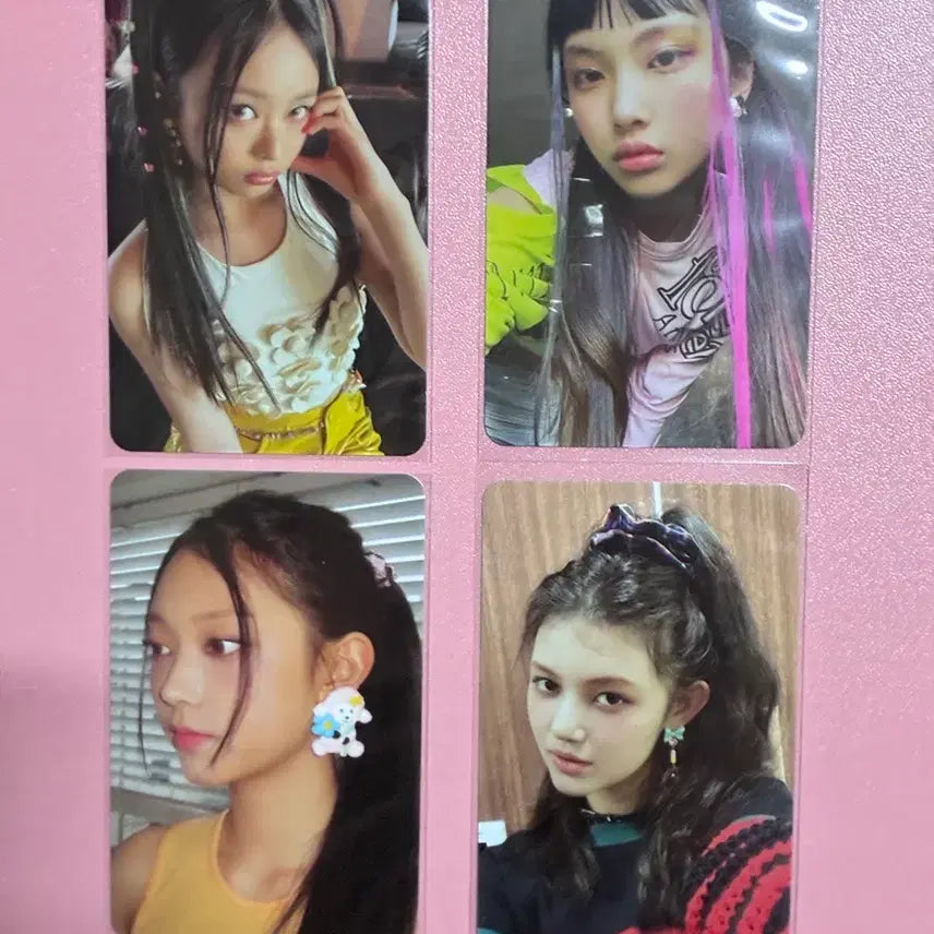 [BUNJANG] Newjeans Yearbook Photocard Bundle Set / [공식/S급] Newjeans 뉴진스 포카 4종일괄 이어북 포토카드 단종