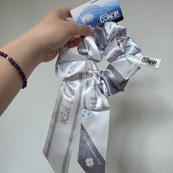 [BUNJANG] Detective Conan x USJ Kaito Kid Ribbon Hair Scrunchie / 명탐정코난 x USJ 괴도 키드 리본 헤어슈슈 곱창밴드