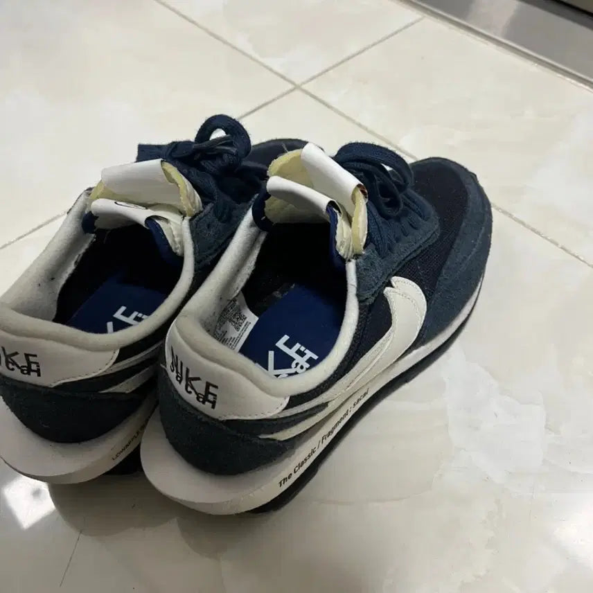 [BUNJANG] Nike Sacai Fragment LDWaffle Navy Sneakers / 나이키 사카이 프라그먼트 LD와플 네이비 245