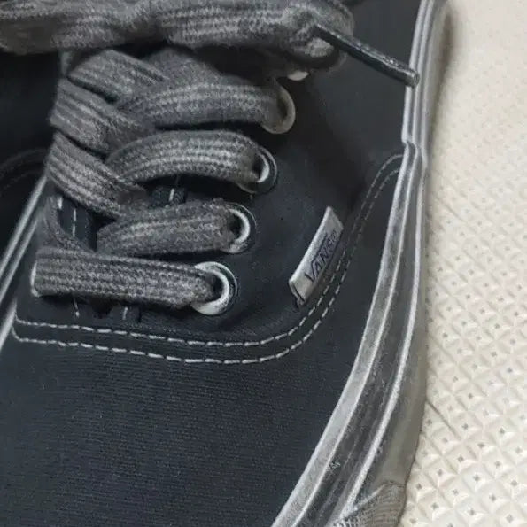[BUNJANG] Vans Vault OG Authentic LX Stressed Black White Size 265 Unused / 반스 볼트 OG 어센틱 LX 스트레스드 블랙 화이트 265 미사용품