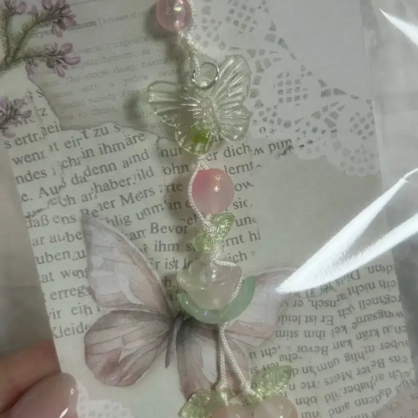 [BUNJANG] Lotus/Green Butterfly Charm Keychain / 연꽃/그린 나비 키링