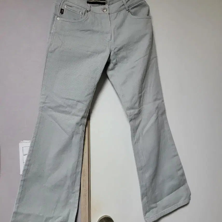 [BUNJANG] Beanpole Bootcut Light Wash Jeans / 빈폴  부츠컷 연청 바지입니다 26인치허리 사이즈 67cm, 엉덩이 둘