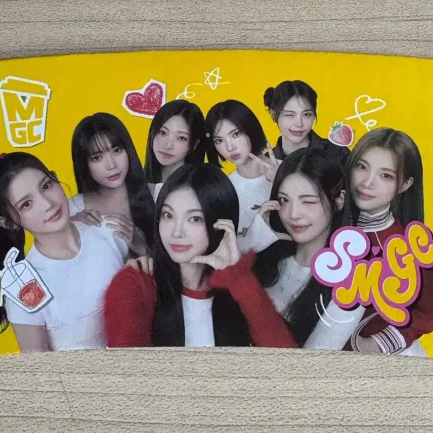 [BUNJANG] Hartz to Hearts Mega MGC Cup Holder Bundle / 급처)하츠투하츠 메가엠지씨 컵홀더 한정 이안지우에이나유하스텔라주은카르멘