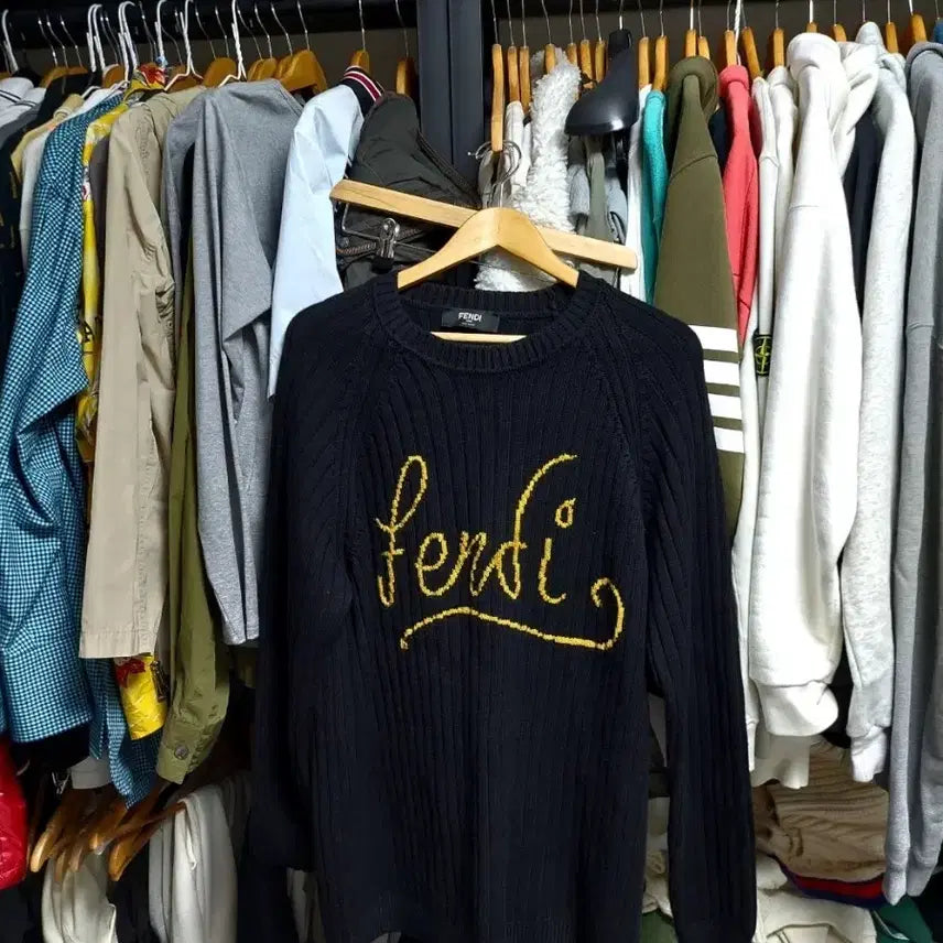 [BUNJANG] Fendi Black Logo Wool Ribbed Knit Sweater Size 56 / 펜디 블랙 로고 울 골지 니트 56 정품검수완료