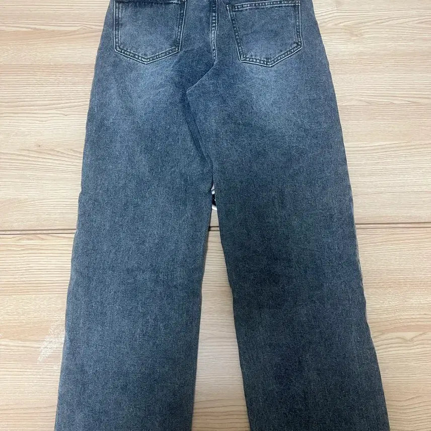 [BUNJANG] Gogosing Wide Stone Denim Pants / 에이블리 고고싱 와이드 스톤 데님팬츠