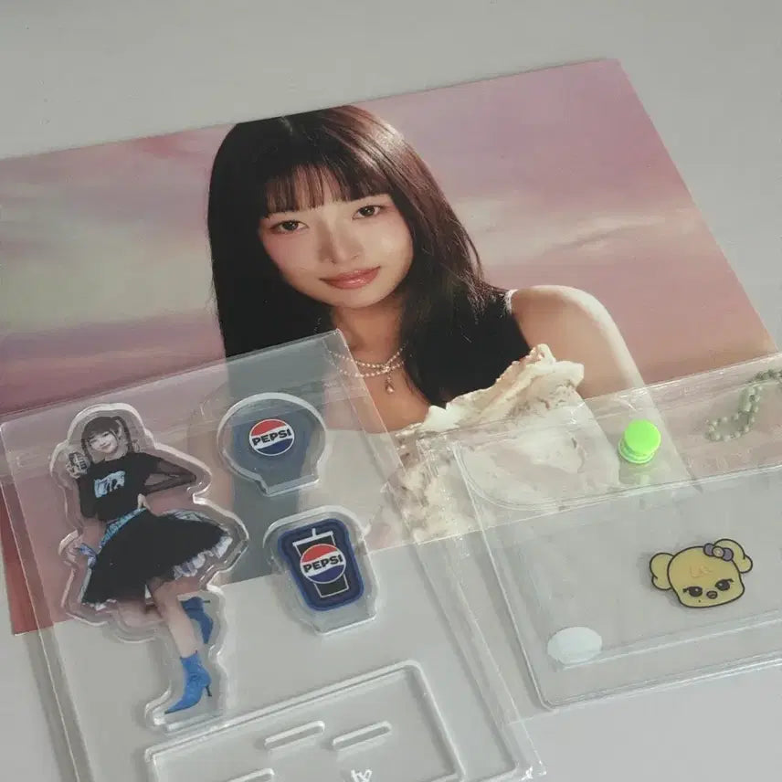 [BUNJANG] IVE Rei Official Goods Bundle Set / 아이브 레이 공식 굿즈