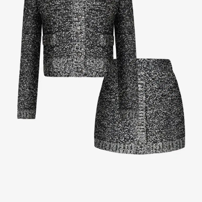 [BUNJANG] The Loran Holiday Black Boucle Knit Set / 더로랑 홀리데이 블랙 부클 니트 셋