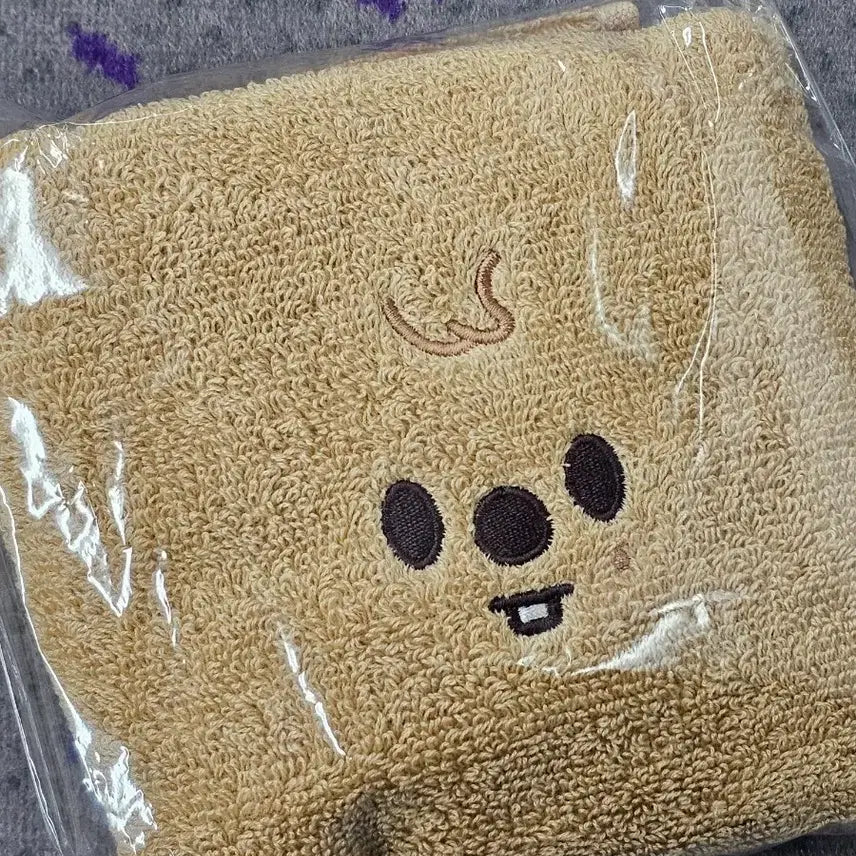[BUNJANG] SKZ Han Quokka Towel / 스키즈 팬미팅 입장기프트 한쿼카 타월 타올 수건 스키주
