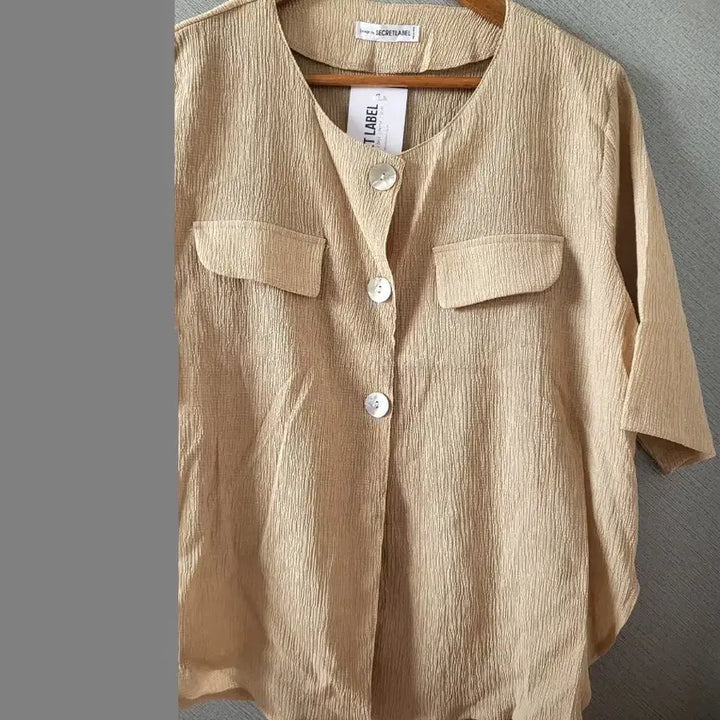 [BUNJANG] Secret Label Pocket Blouse Beige M / 시크릿라벨 포켓 블라우스 베이지m