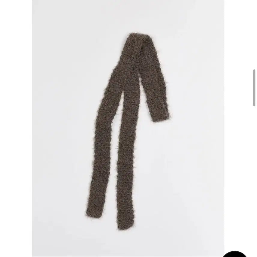 [BUNJANG] Nothing Everything Brown Hairy Scarf / 낫띵에브리띵 브라운 헤어리 스카프(HAIRY SCARF IN BROWN)
