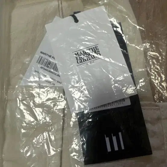 [SOLD OUT] 마리떼 프랑소와 저버 미니백 새제품