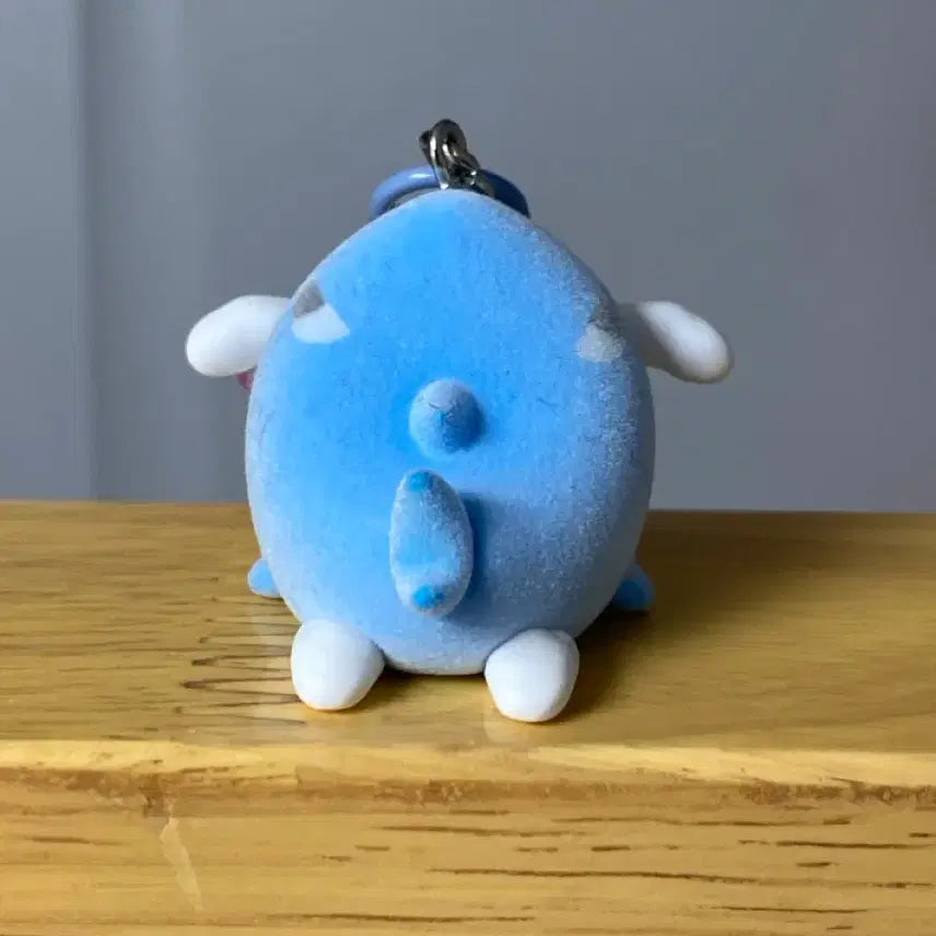 [BUNJANG] Crayon Shin-chan White Dog Flocked Figure / 짱구 플로키 피규어 흰둥이