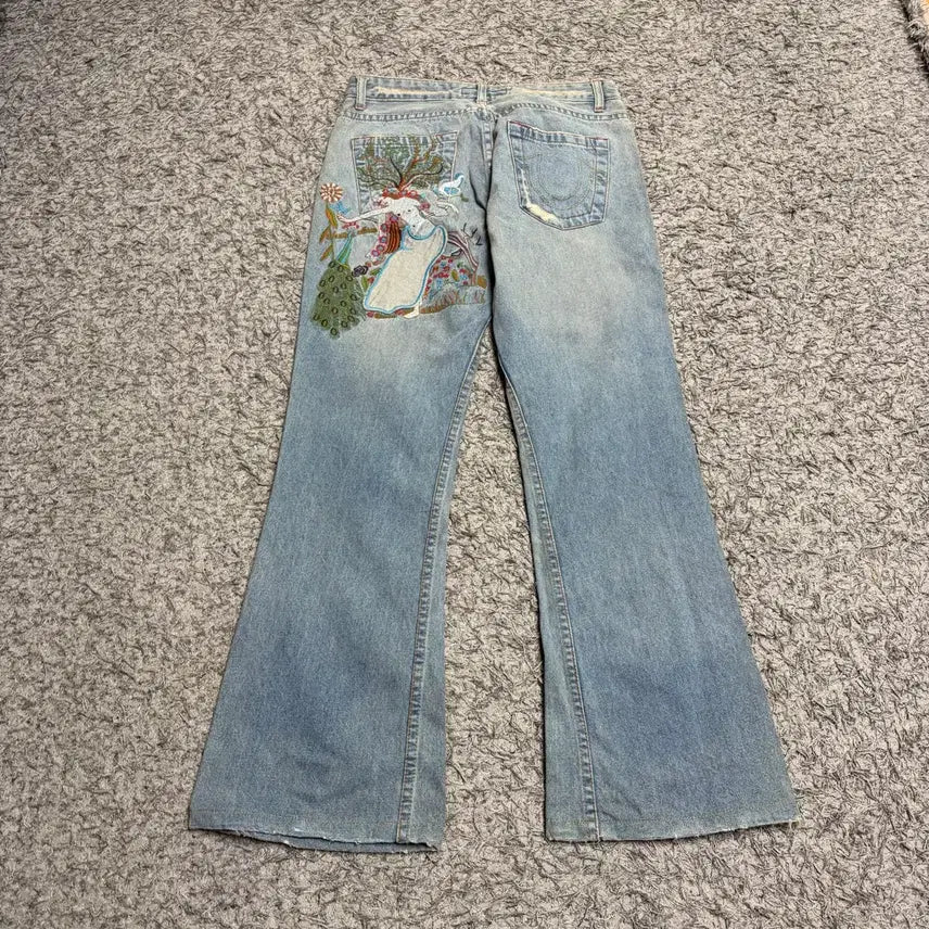 [BUNJANG] Bootcut Denim Pants / 데미지 워싱 부츠컷 데님 팬츠