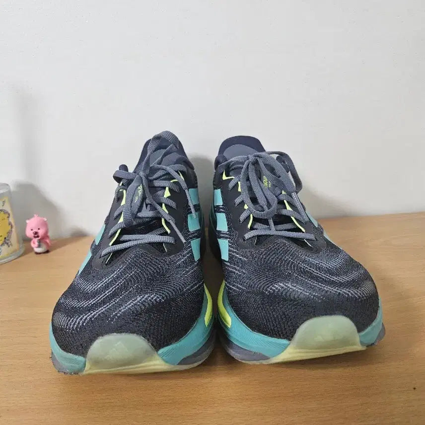 [SOLD OUT] 슈퍼노바 프리마2 270사이즈 런닝화(택포)