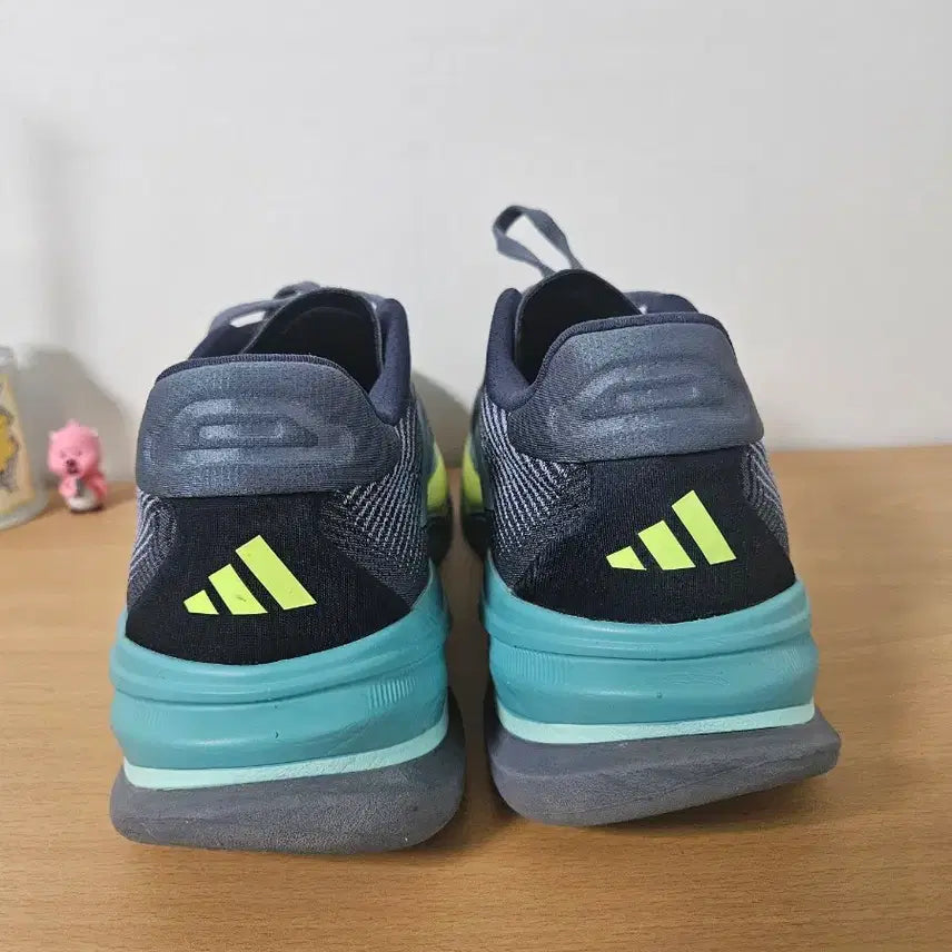 [SOLD OUT] 슈퍼노바 프리마2 270사이즈 런닝화(택포)
