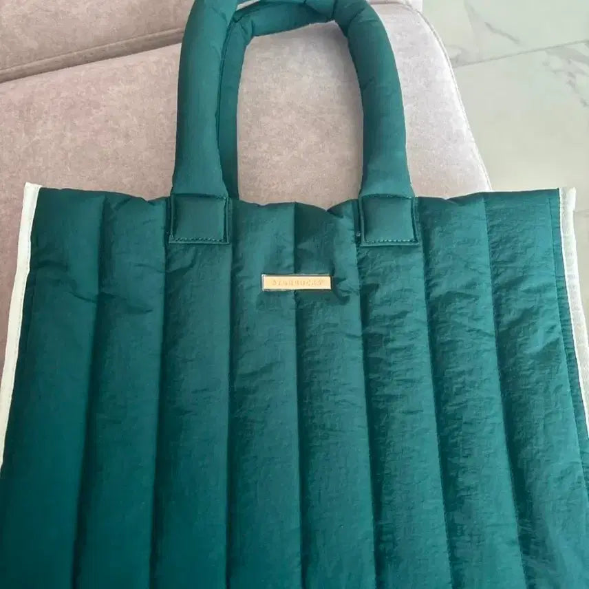 [BUNJANG] Starbucks Padded Bag / (개봉만한 새상품) 스타벅스 패딩백