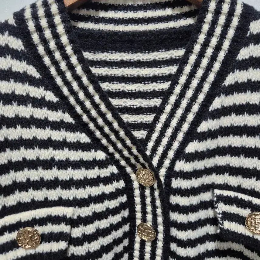 [BUNJANG] Vtg Striped Gold Button Cardigan / (세일)(새상품)vtg 스트라이프 금장 버튼 가디건