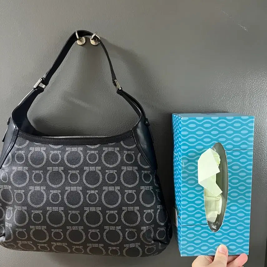 [BUNJANG] Salvatore Ferragamo Gancini Logo PVC Hobo Shoulder Bag / 페라가모 가방, 핸드백