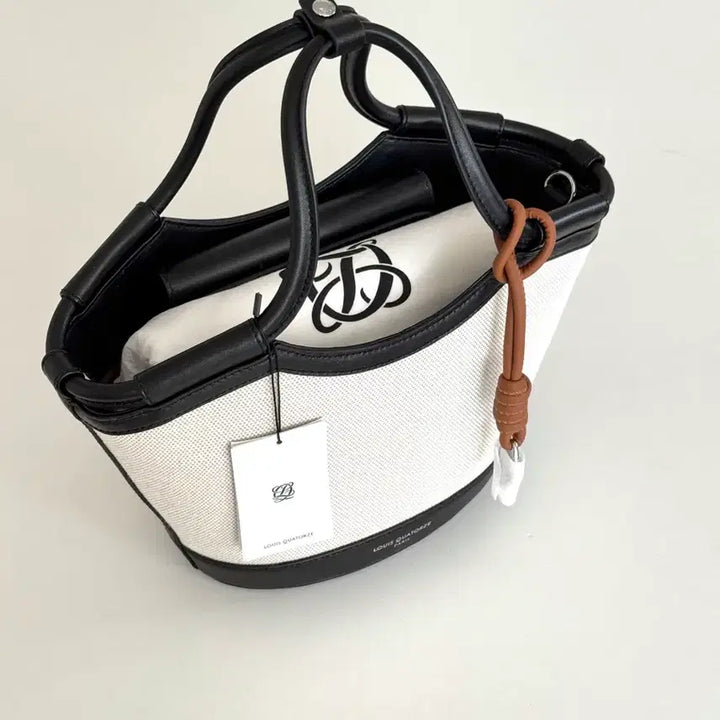 [BUNJANG] Louis Quatorze Renata Tote Bag Black / [새제품] 루이까또즈 르나타 토트백
