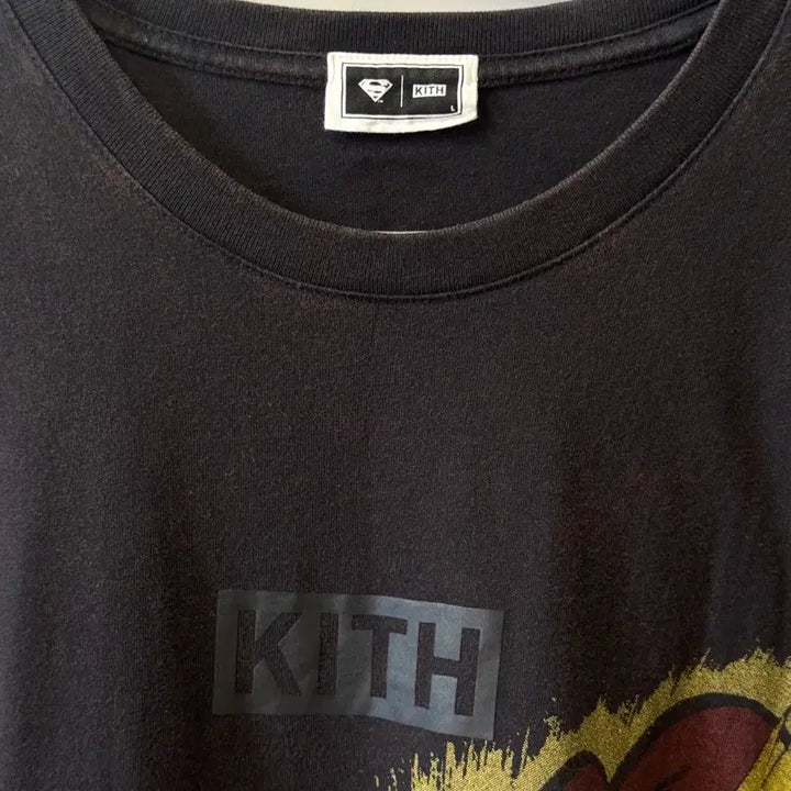 [BUNJANG] Kith Superman T-shirt / Kith 슈퍼맨 반팔 L사이즈