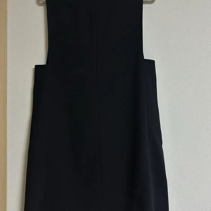 [BUNJANG] CC Collect Black V-Neck Mini Dress / CC콜렉트 블랙 V넥 미니원피스 55