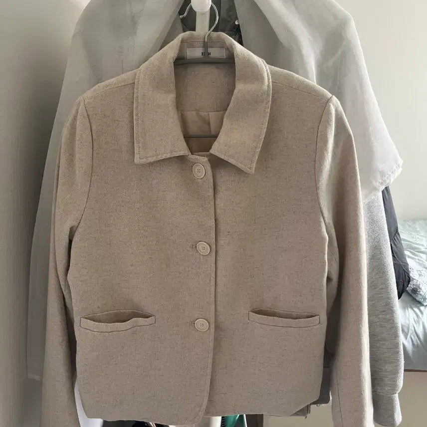 [BUNJANG] Aerin Light Beige Linen Jacket / 에이린 연베이지 린넨 자켓