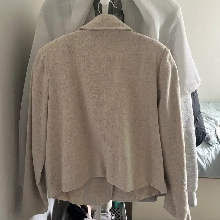[BUNJANG] Aerin Light Beige Linen Jacket / 에이린 연베이지 린넨 자켓
