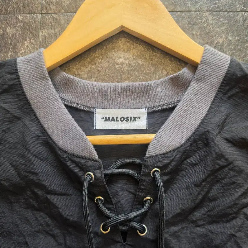 [BUNJANG] MALOSIX Lace-up Layered Long Sleeve T-shirt / MALOSIX 레이스업 레이어드 롱 슬리브 티셔츠