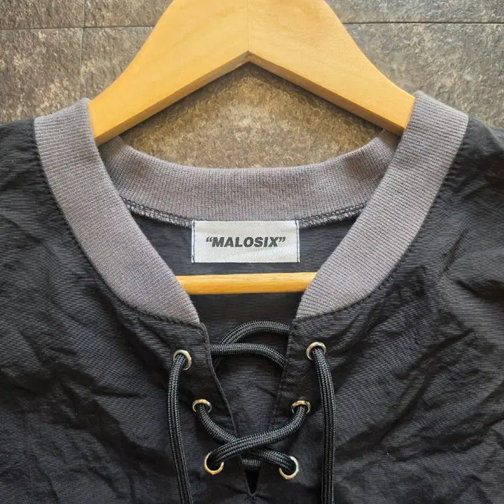 [BUNJANG] MALOSIX Lace-up Layered Long Sleeve T-shirt / MALOSIX 레이스업 레이어드 롱 슬리브 티셔츠