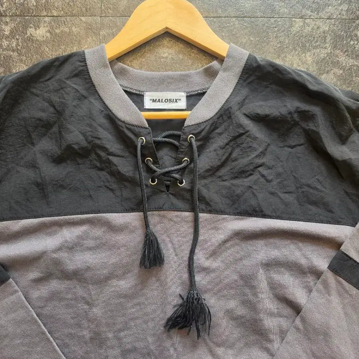 [BUNJANG] MALOSIX Lace-up Layered Long Sleeve T-shirt / MALOSIX 레이스업 레이어드 롱 슬리브 티셔츠