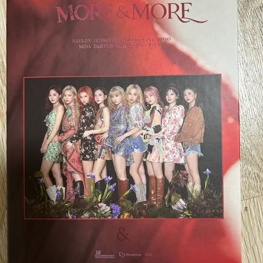 [BUNJANG] TWICE More & More Signed Album / 트와이스 More & More 사인 앨범
