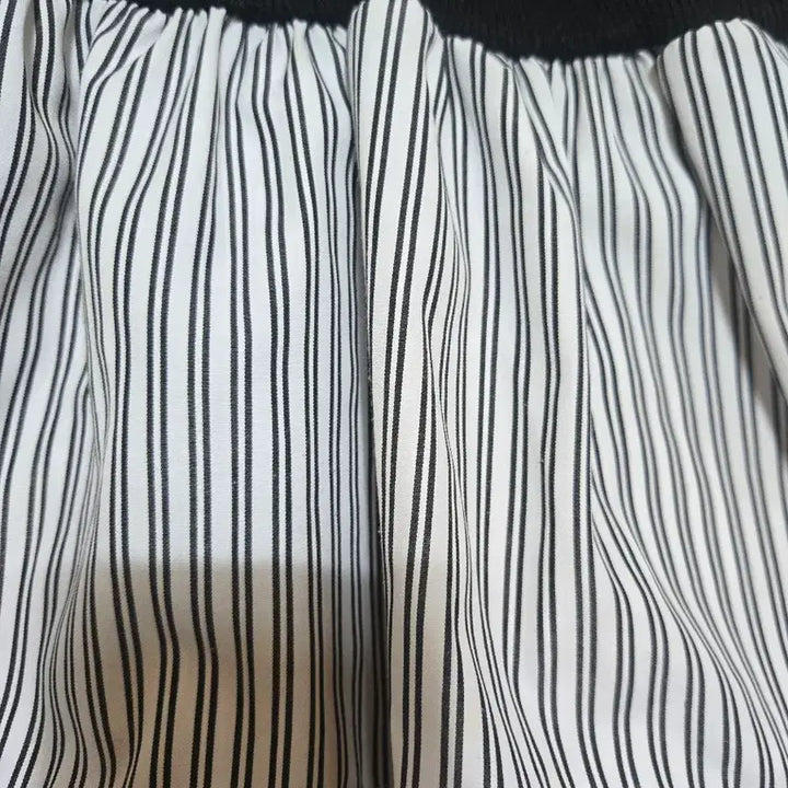 [BUNJANG] Stripe Shirt Black / 스트라이프 셔츠 블랙