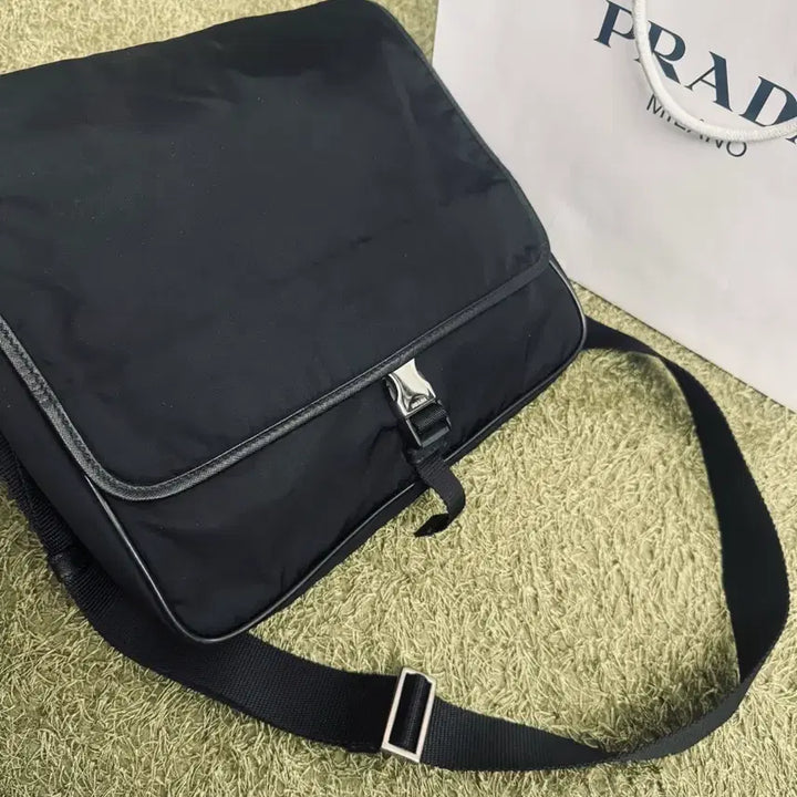[BUNJANG] Prada Crossbody Bag / 정품 프라다가방 크로스백