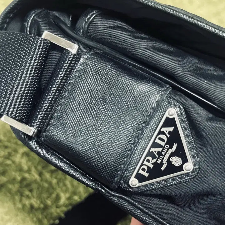 [BUNJANG] Prada Crossbody Bag / 정품 프라다가방 크로스백