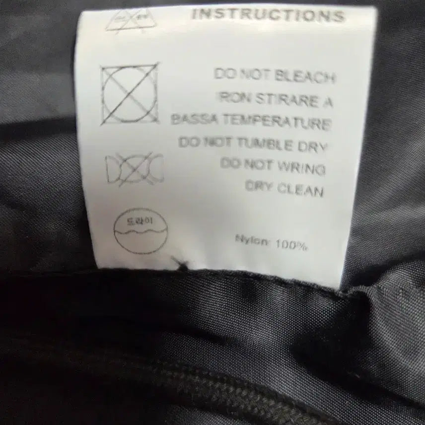 [BUNJANG] Unisex Black Outpocket Jacket / 남.여 공용 블랙  아웃포켓 자켓. FREE