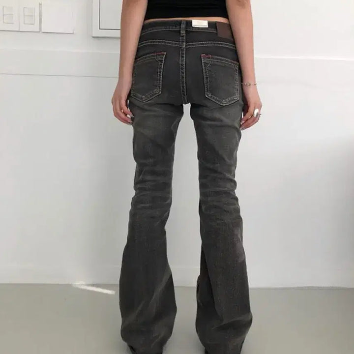 [SOLD OUT] 이이알하우스 스너그 로우 부츠컷 팬츠 이이알하우스 부츠컷팬츠