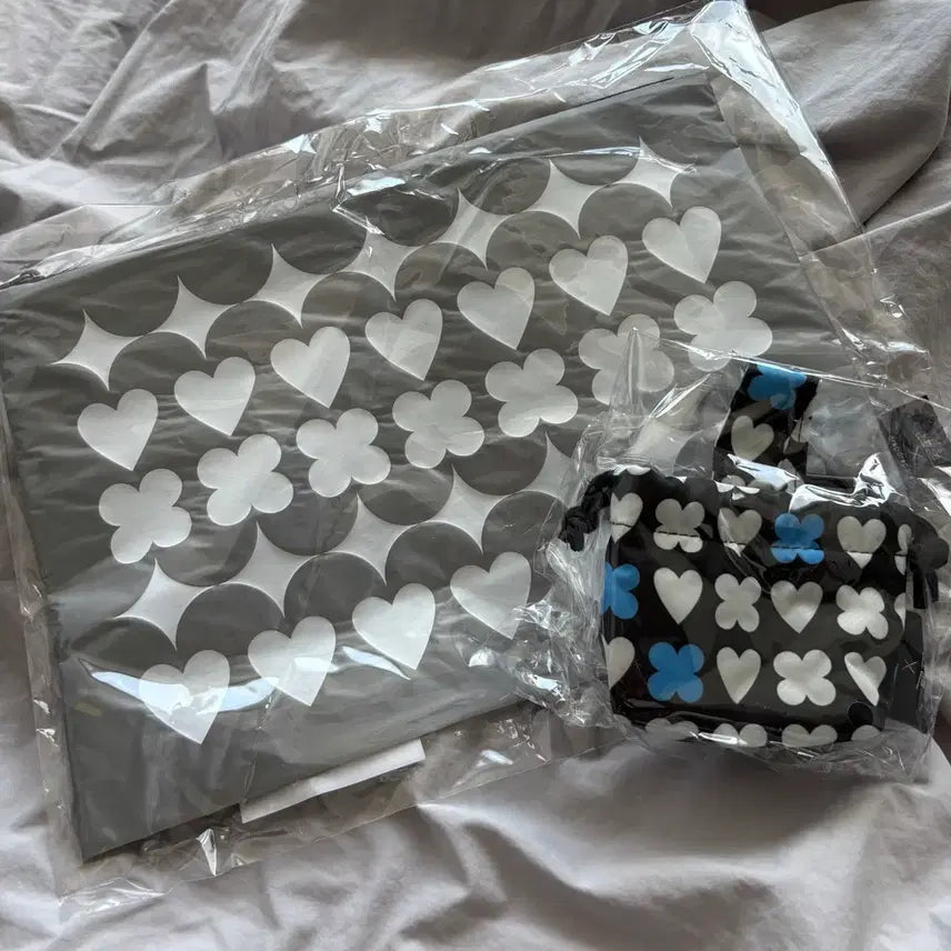 [SOLD OUT] 드롭드롭드롭 파우치&amp;딜리백 키링