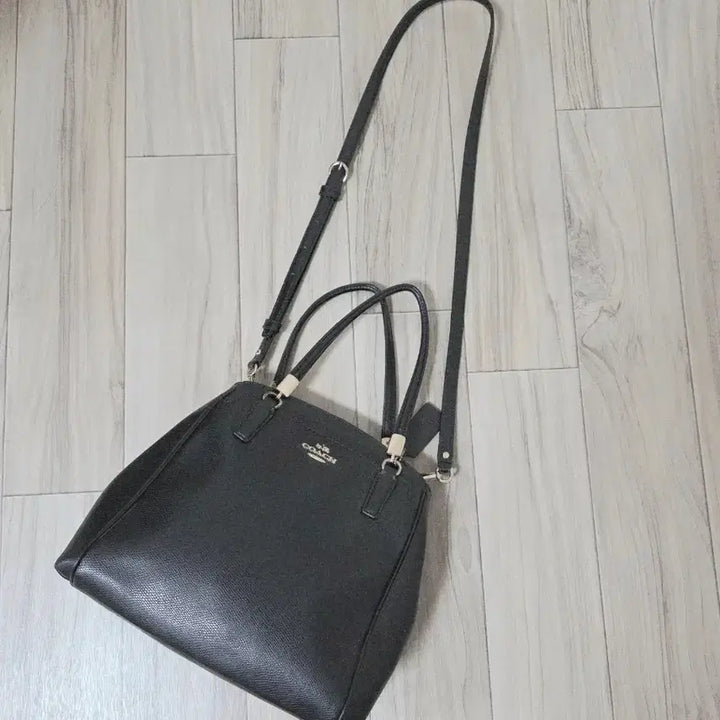 [BUNJANG] Coach Minetta Tote &amp; Shoulder Handbag / 코치 미네타 토트&amp; 숄더백 핸드백