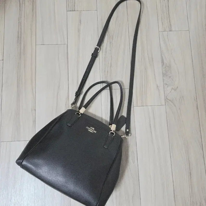 [BUNJANG] Coach Minetta Tote &amp; Shoulder Handbag / 코치 미네타 토트&amp; 숄더백 핸드백