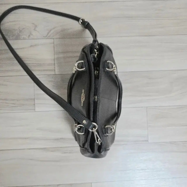 [BUNJANG] Coach Minetta Tote &amp; Shoulder Handbag / 코치 미네타 토트&amp; 숄더백 핸드백