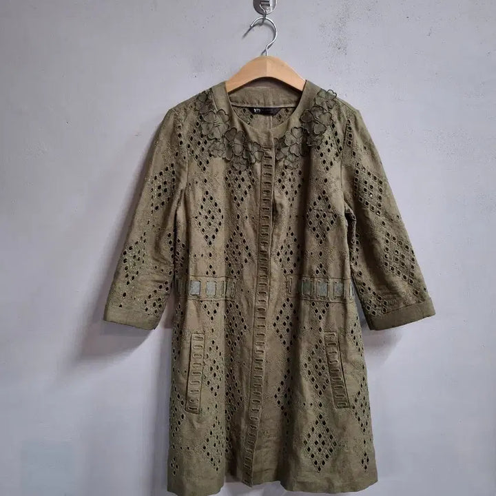 [SOLD OUT] givy VID STOCKHOLM 카키색 6부 자켓 S