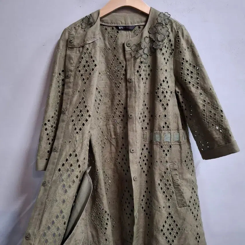 [SOLD OUT] givy VID STOCKHOLM 카키색 6부 자켓 S