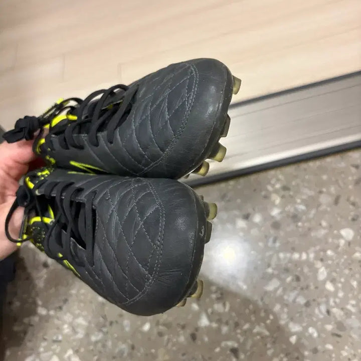 [BUNJANG] Nike Tiempo Legend Soccer Cleats / 티엠포 레전드 선수용 270사이즈