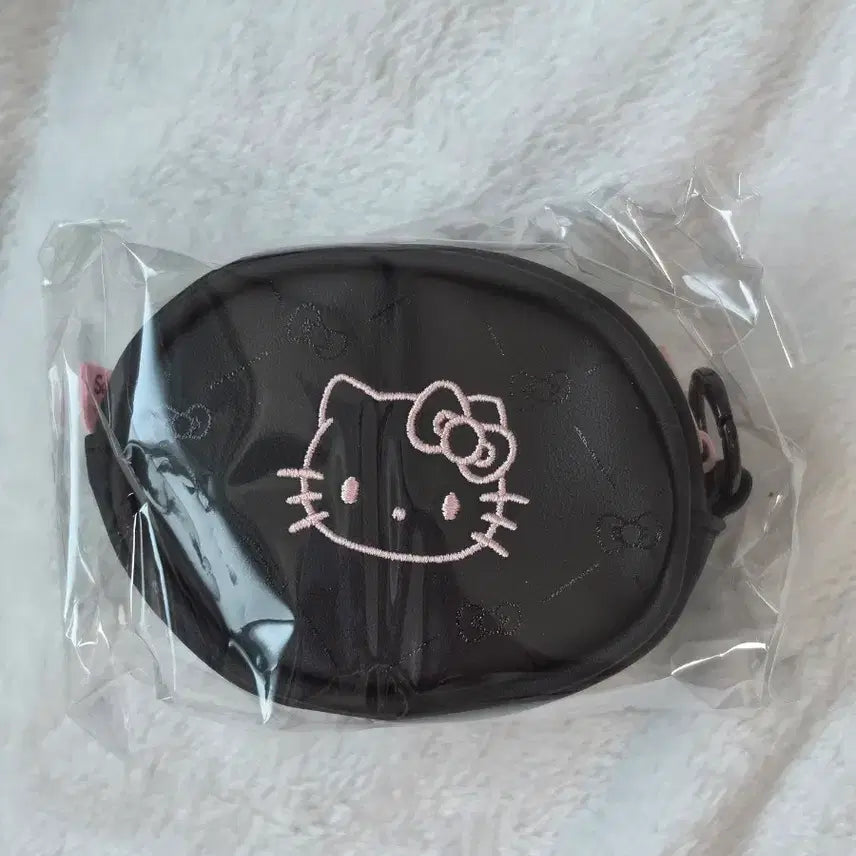 [SOLD OUT] 웨이크메이크 헬로키티 파우치 WAKEMAKE HELLO KITTY